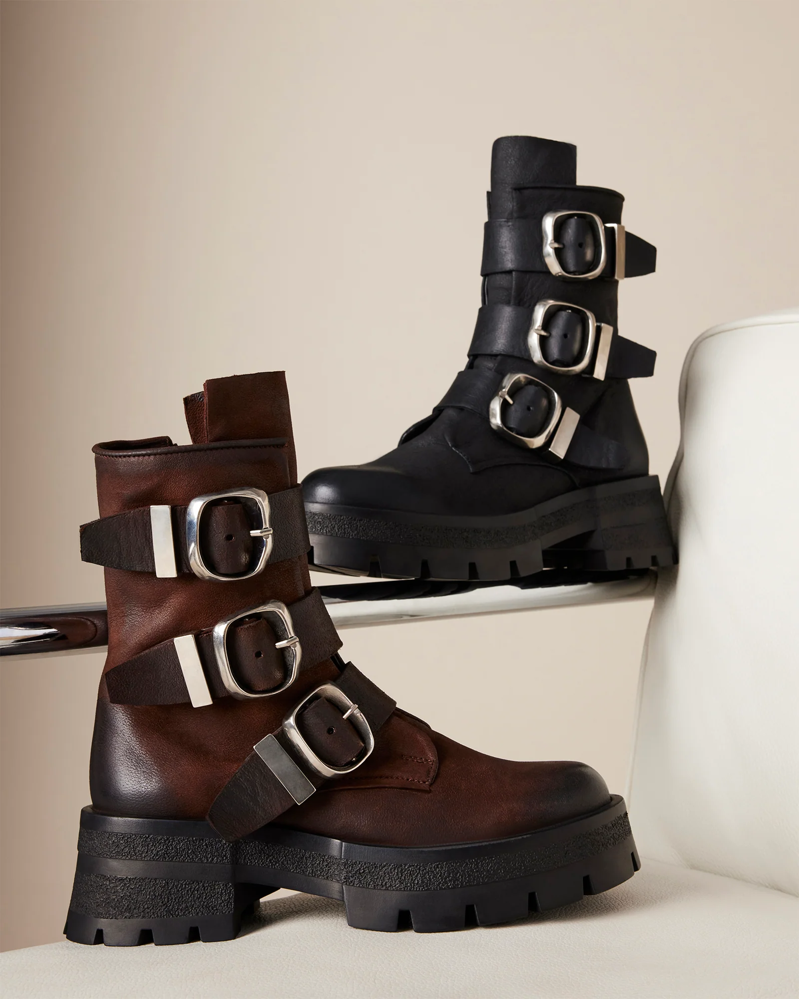 ROLAND BLACK LEATHER