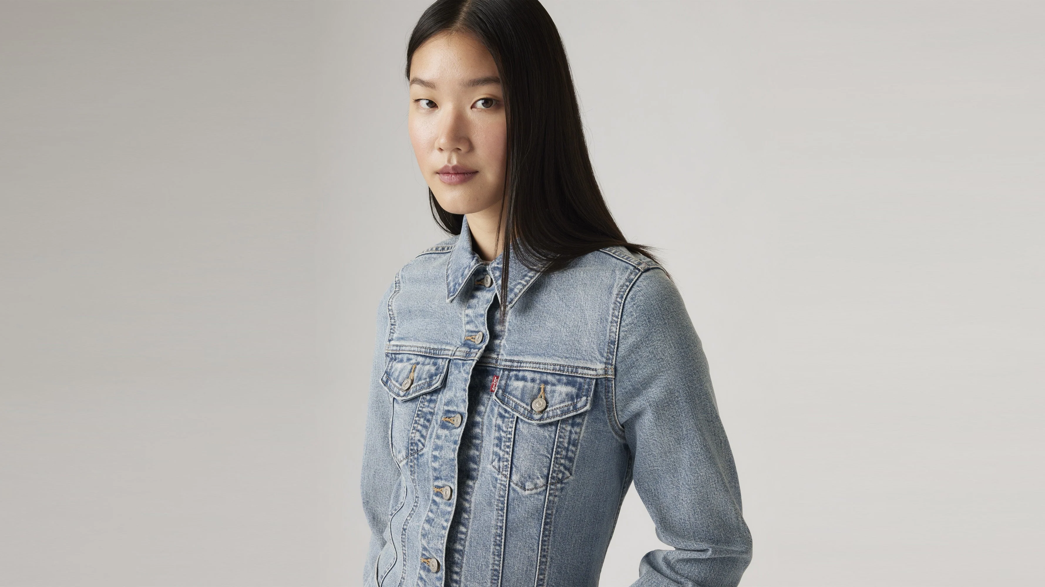 Levi's® Women's Slim Tailored Trucker Jacket