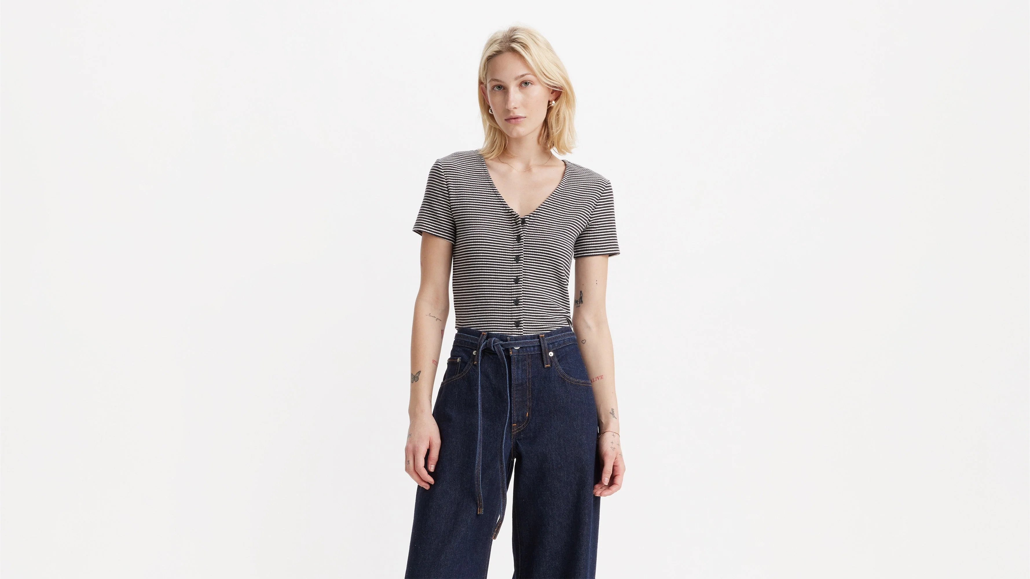 Levi's® Women's Muse Short-Sleeve Tee