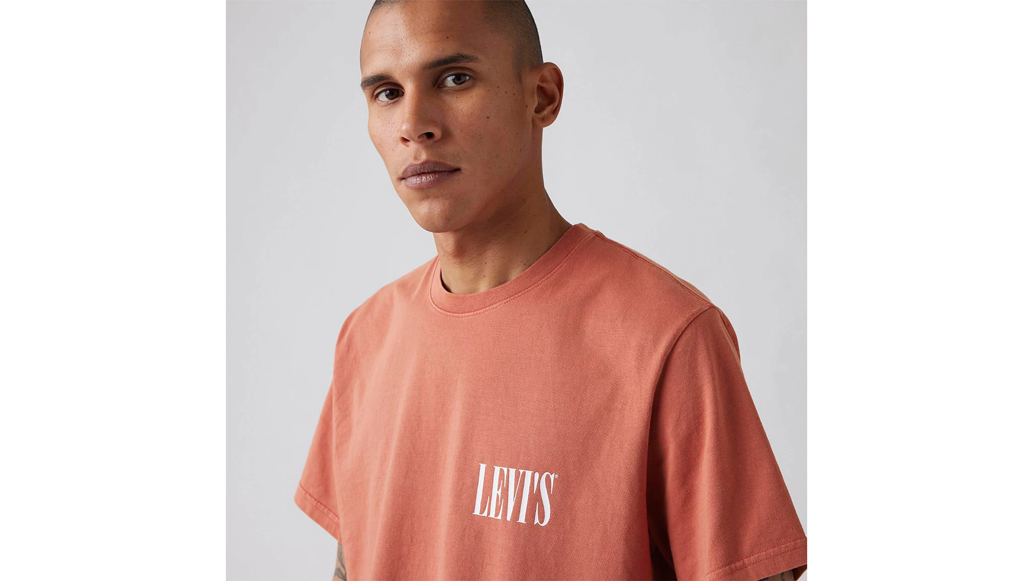 Levi's® Men's Relaxed Fit Short Sleeve Graphic T-Shirt