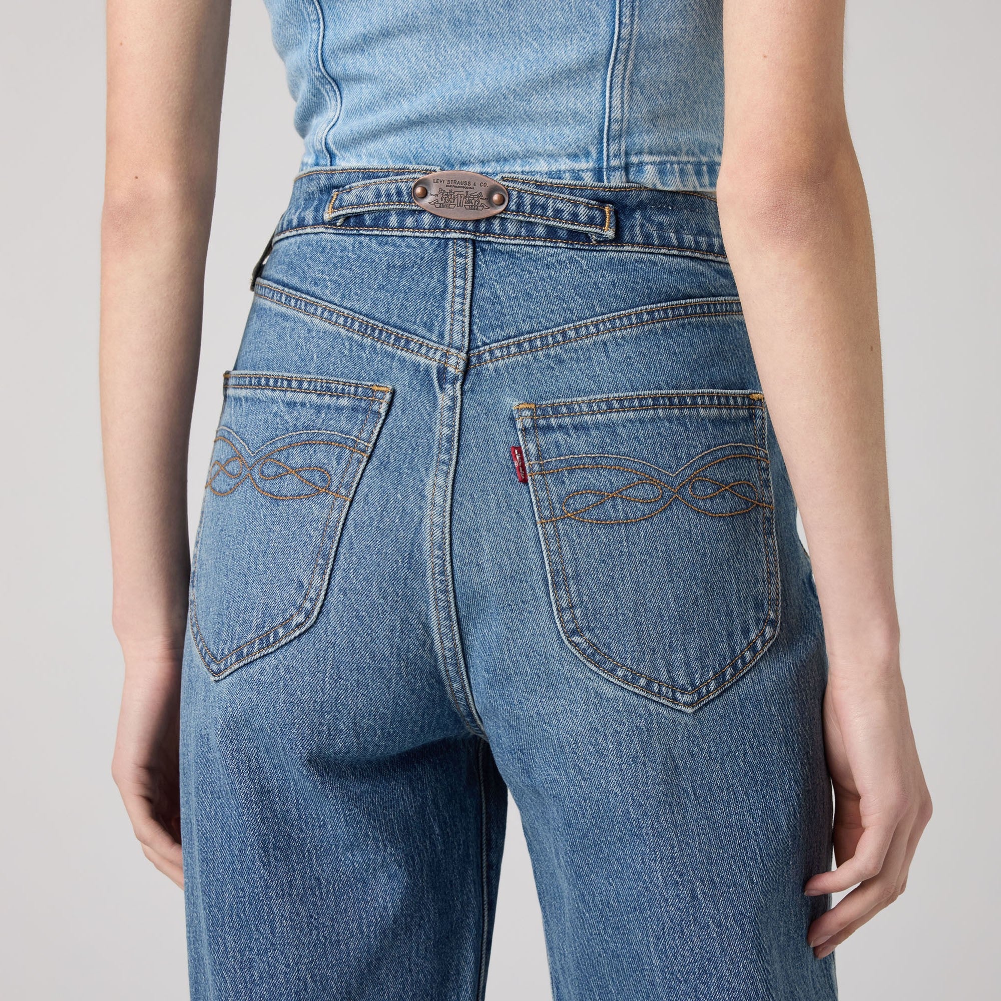 Levi's® Women's Ribcage Full-Length Western Jeans