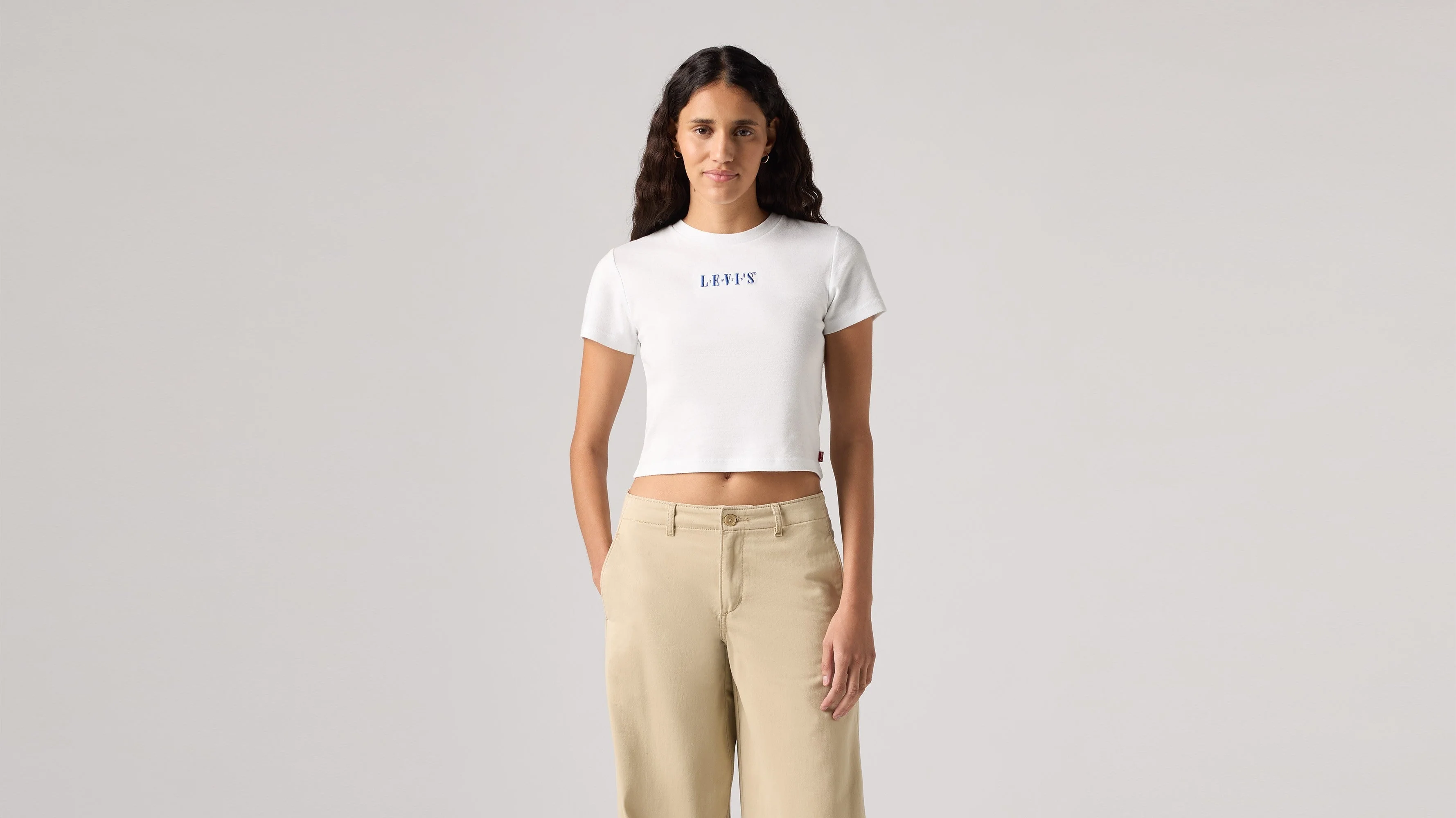 Levi's® Women's Graphic Essential Sporty Tee