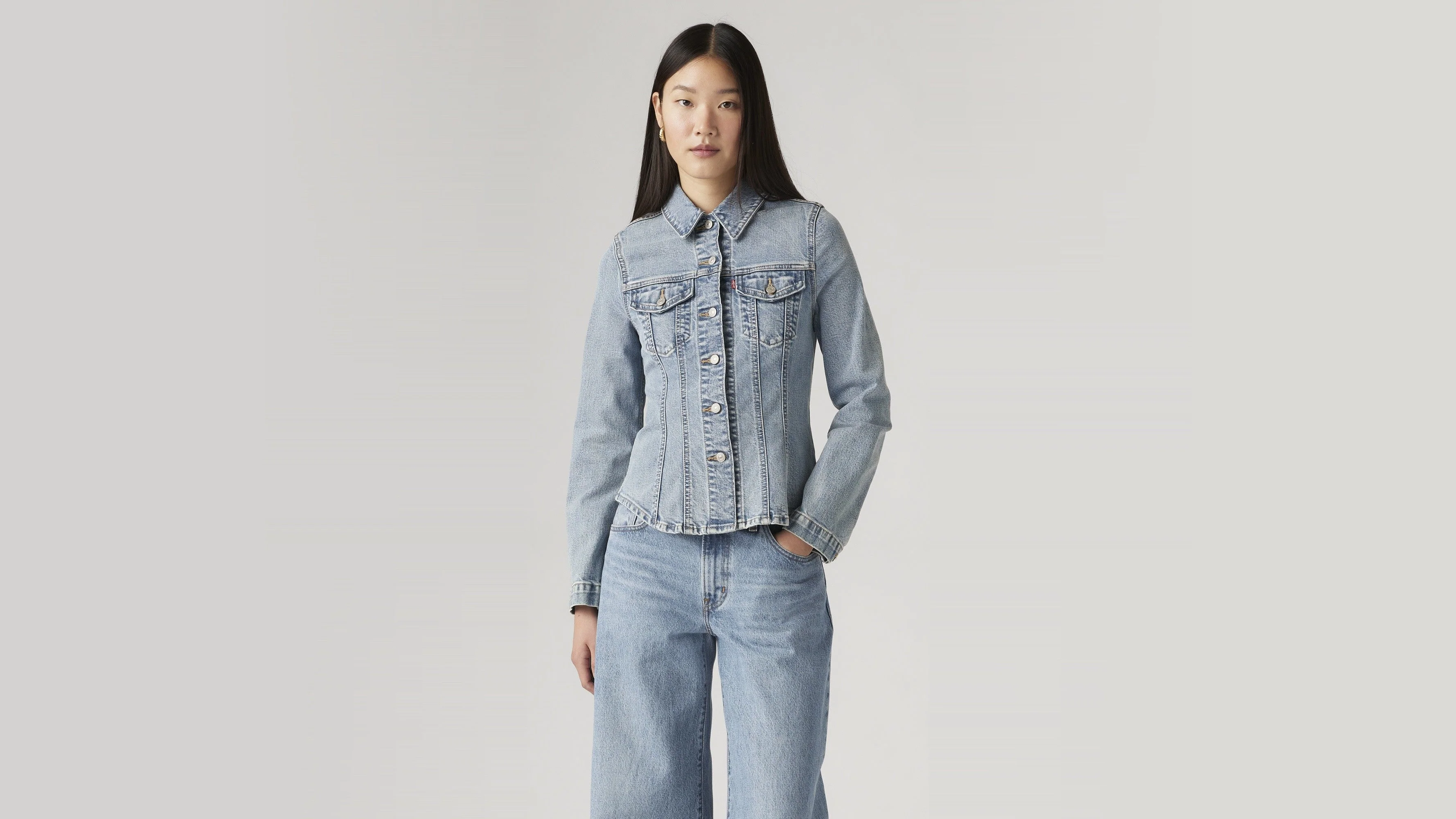 Levi's® Women's Slim Tailored Trucker Jacket