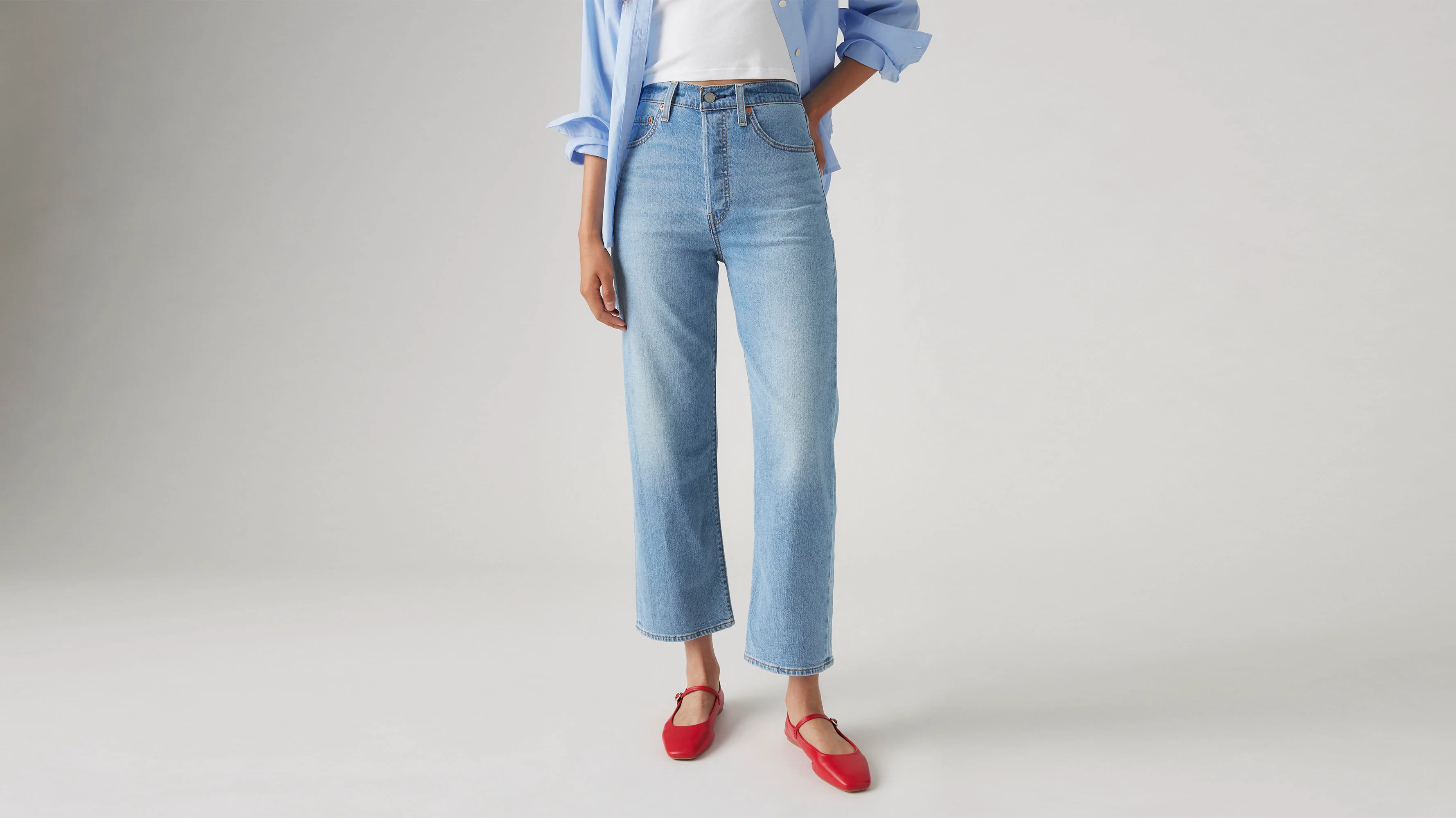 Levi's® Women's Ribcage Straight Ankle Jeans