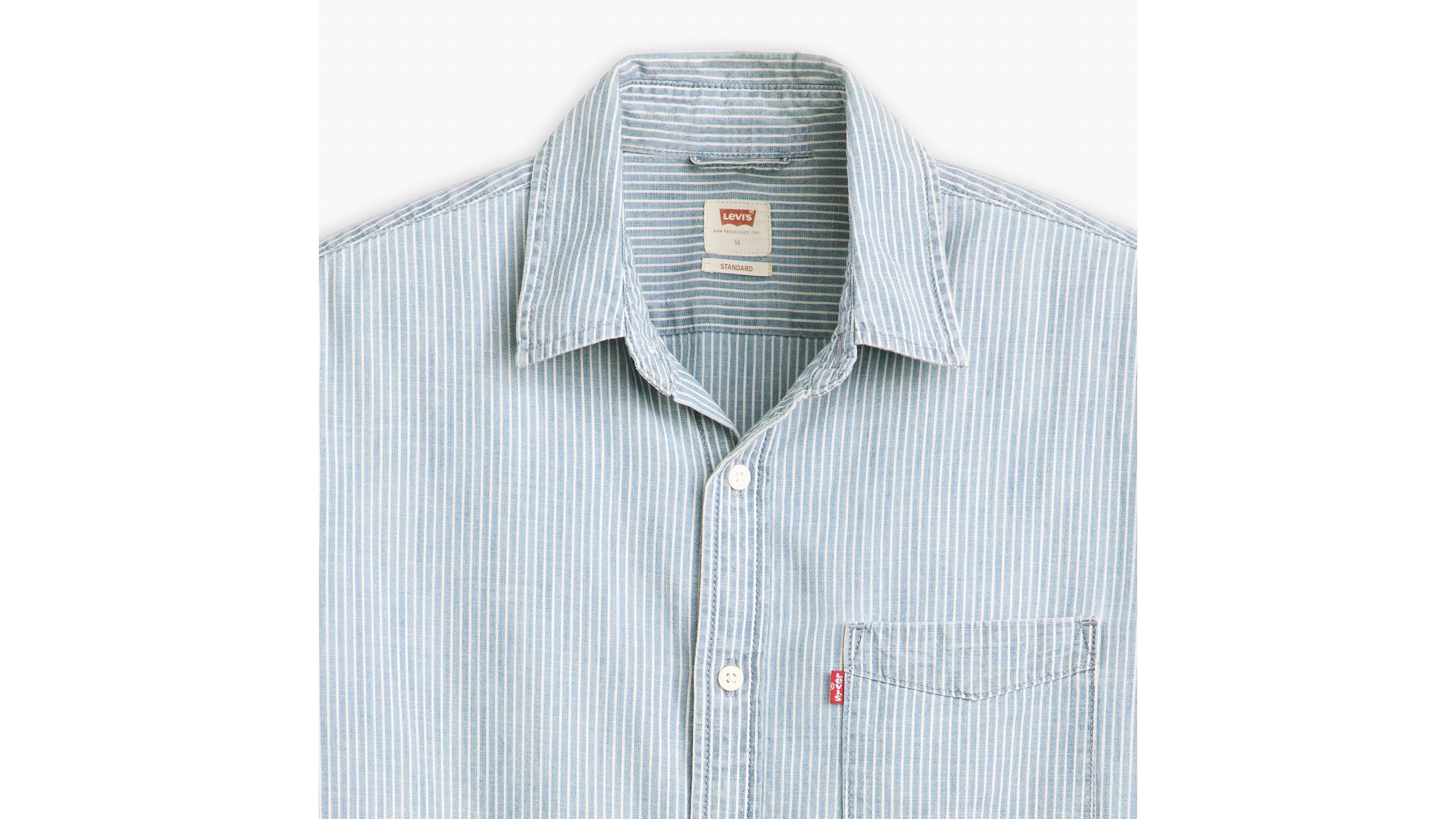 Levi's® Men's Classic Pocket Standard Fit Shirt