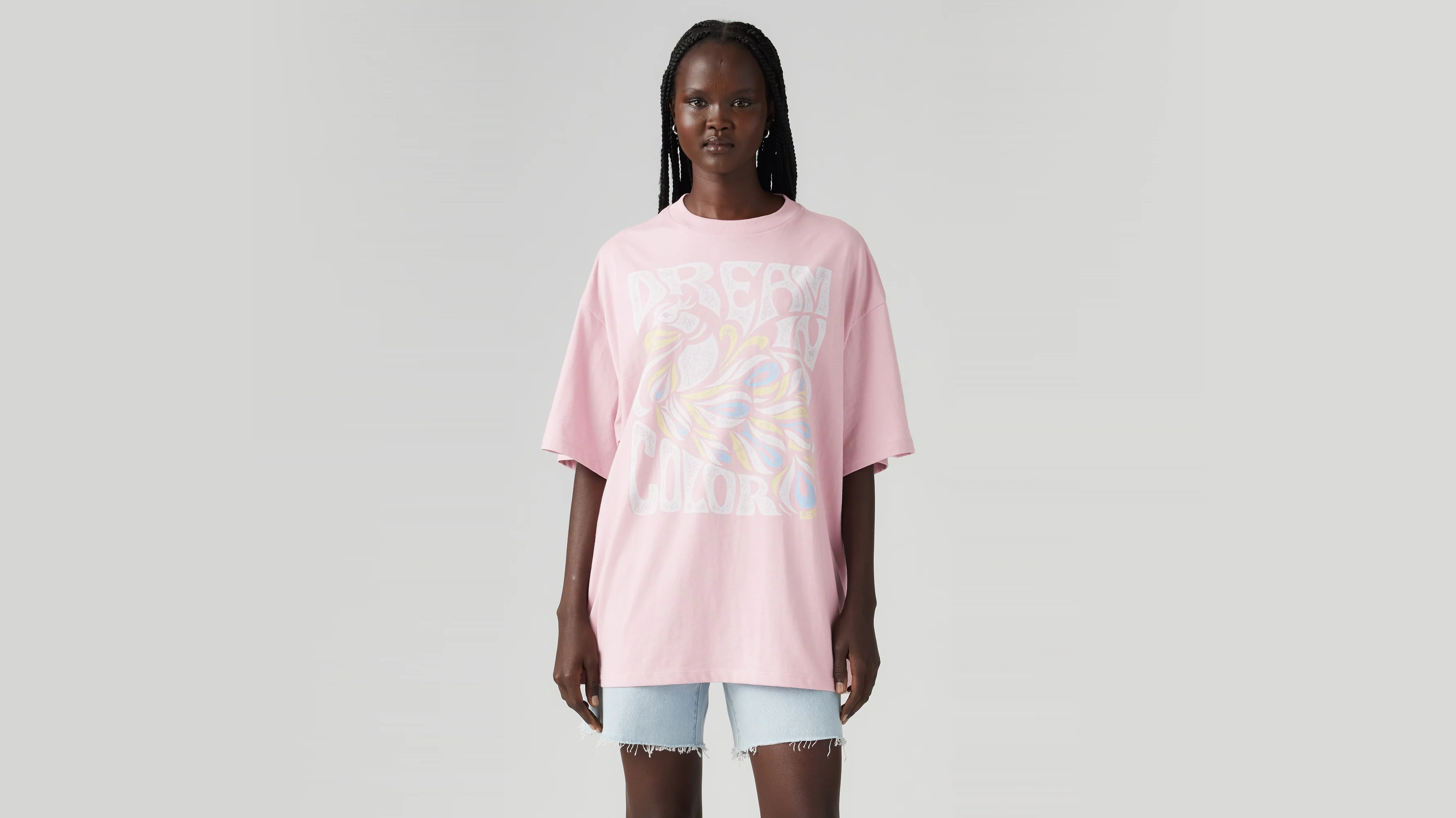 Levi's® Women's Graphic Short Stack T-Shirt