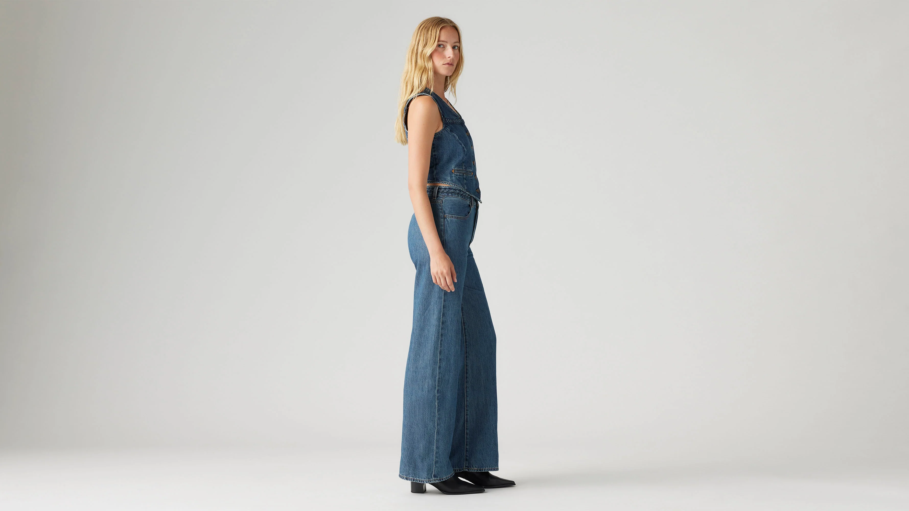 Levi's® Women's Ribcage Wide-Leg Braided Jeans