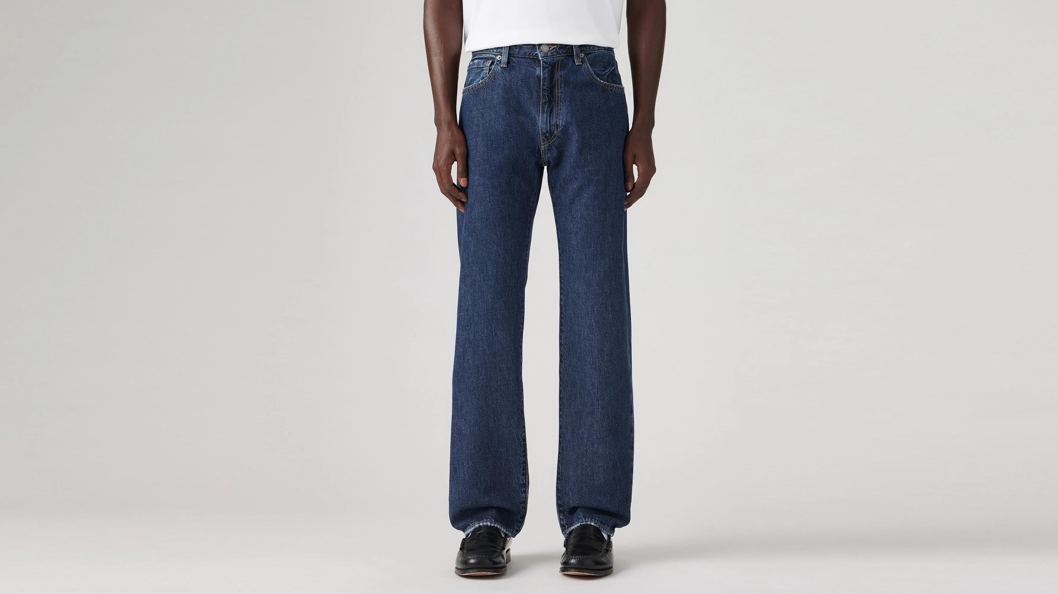 Levi's® WellThread® Men's 555™ Relaxed Straight Jeans