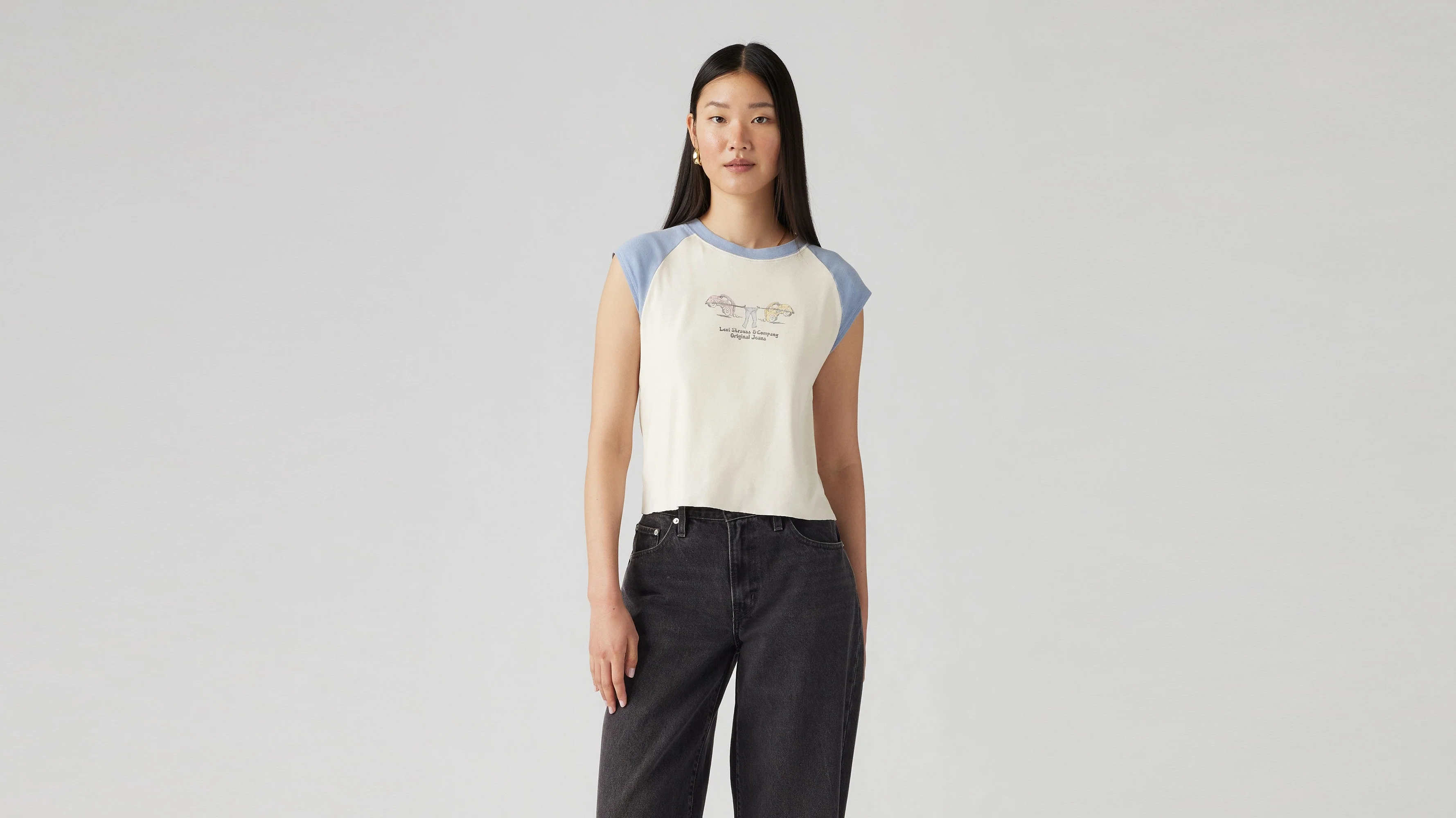Levi's® Women's Graphic Anywear Tank
