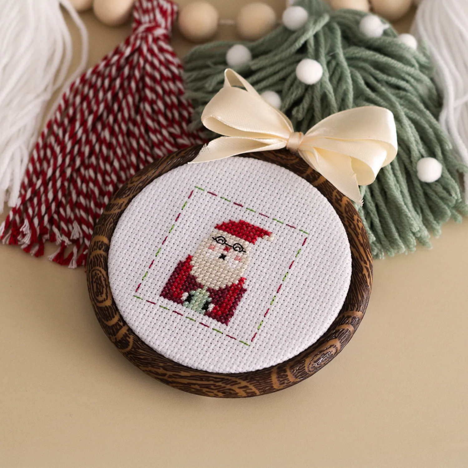 Esfera Navideña Santa (Aro de silicón)