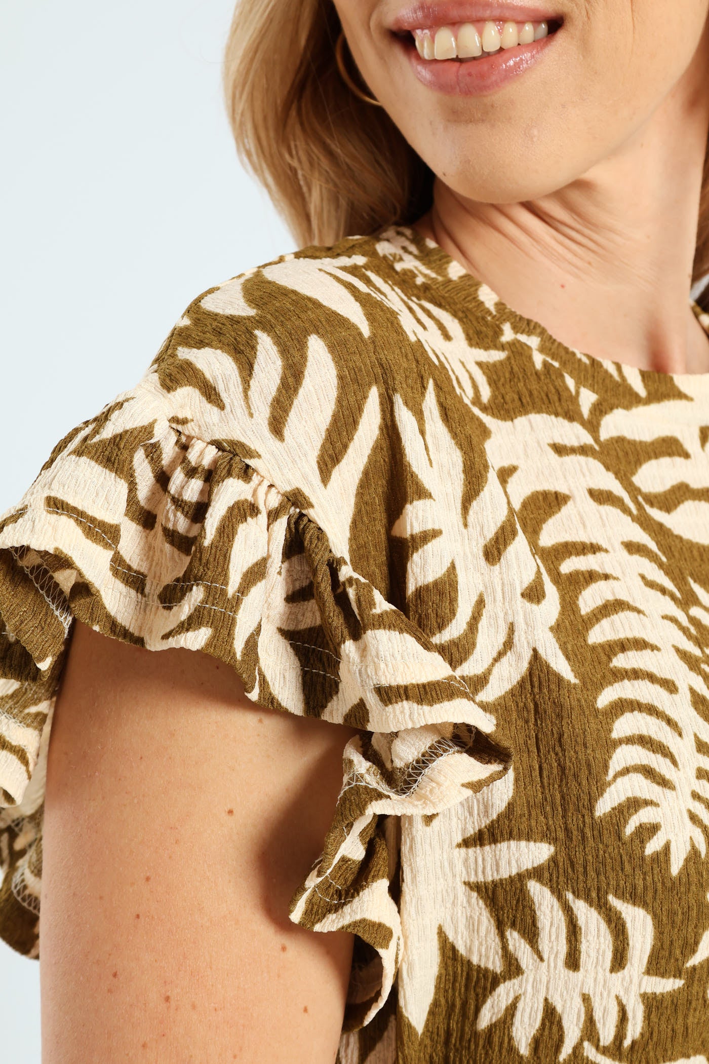 Frill Sleeve Belted Pleated Knit Shift Mini Dress - Avocado