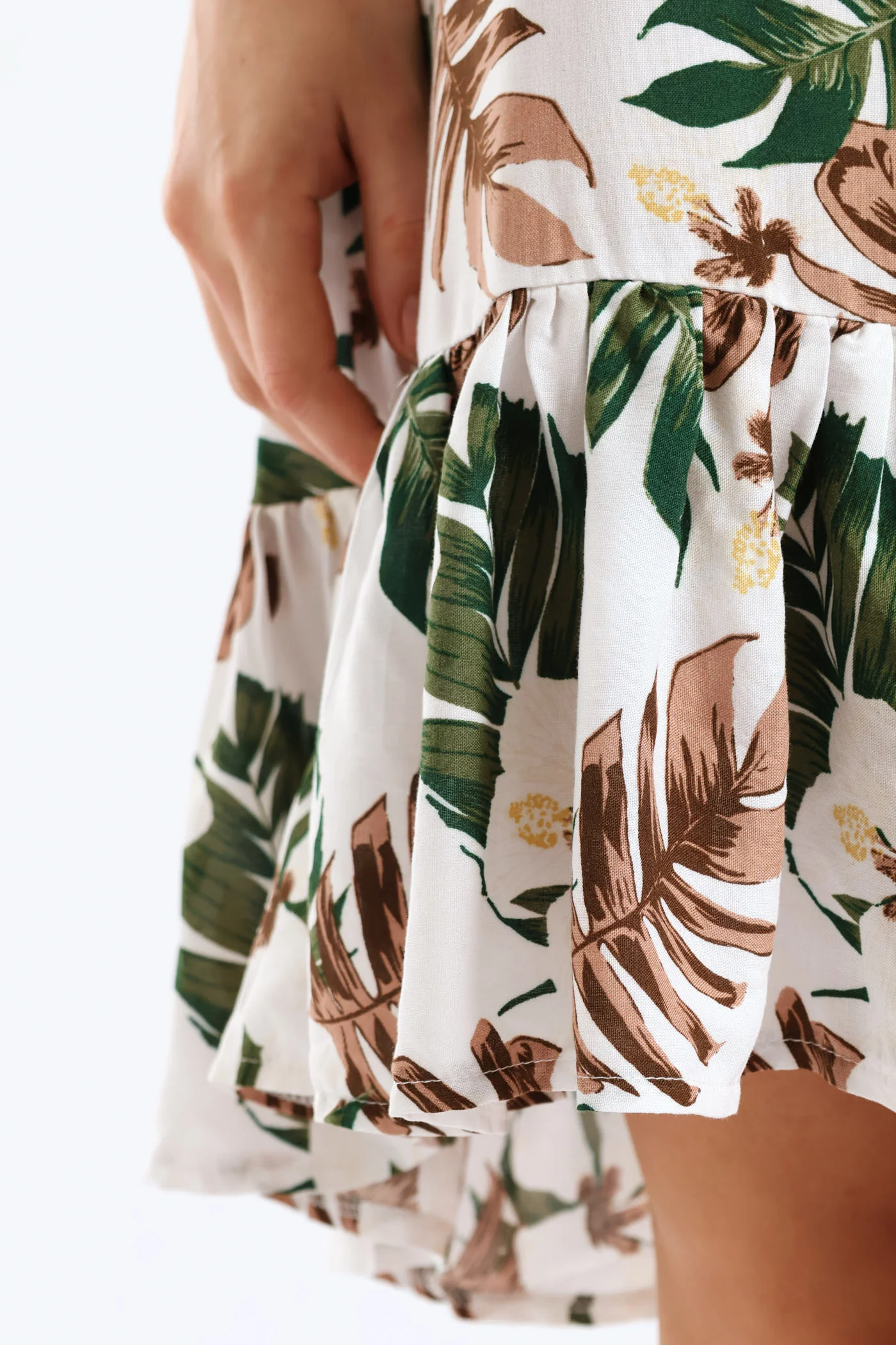 Frill Hem Hi-Lo Printed Shift Mini Dress - White