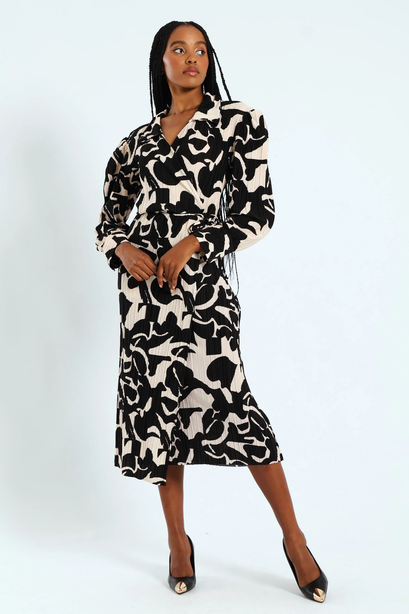 Collared Monochrome Plisse Midi Dress
