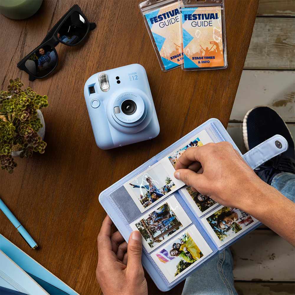 Paquete Instax Mini 12 Azul + Funboard