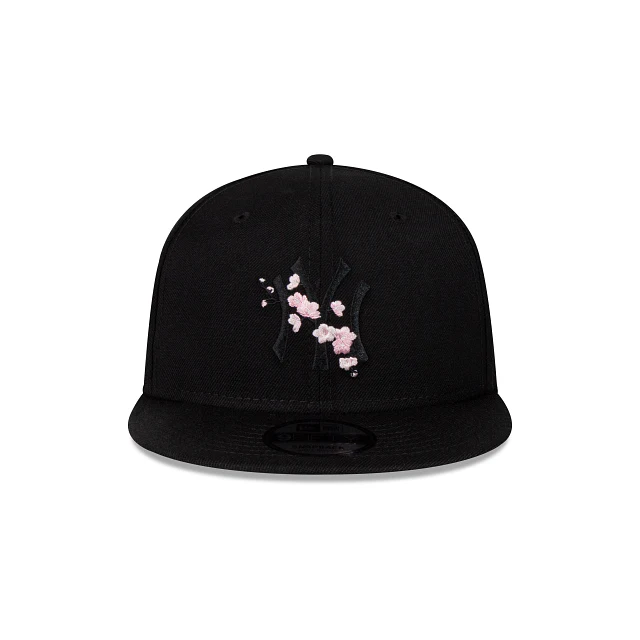 New York Yankees MLB Sakura 9FIFTY Snapback