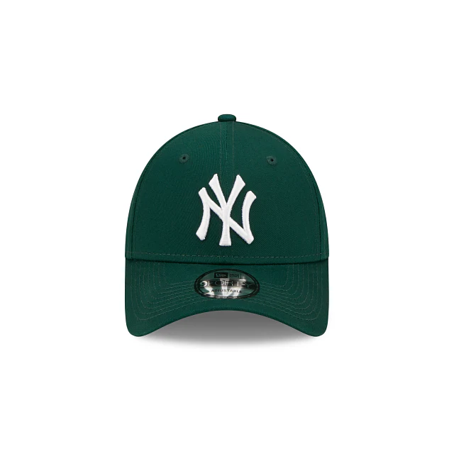 New York Yankees League Essential 9FORTY Strapback