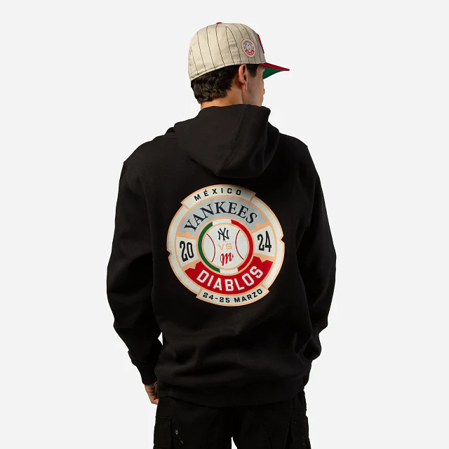 Sudadera Diablos Rojos del México Vs Yankees Negra