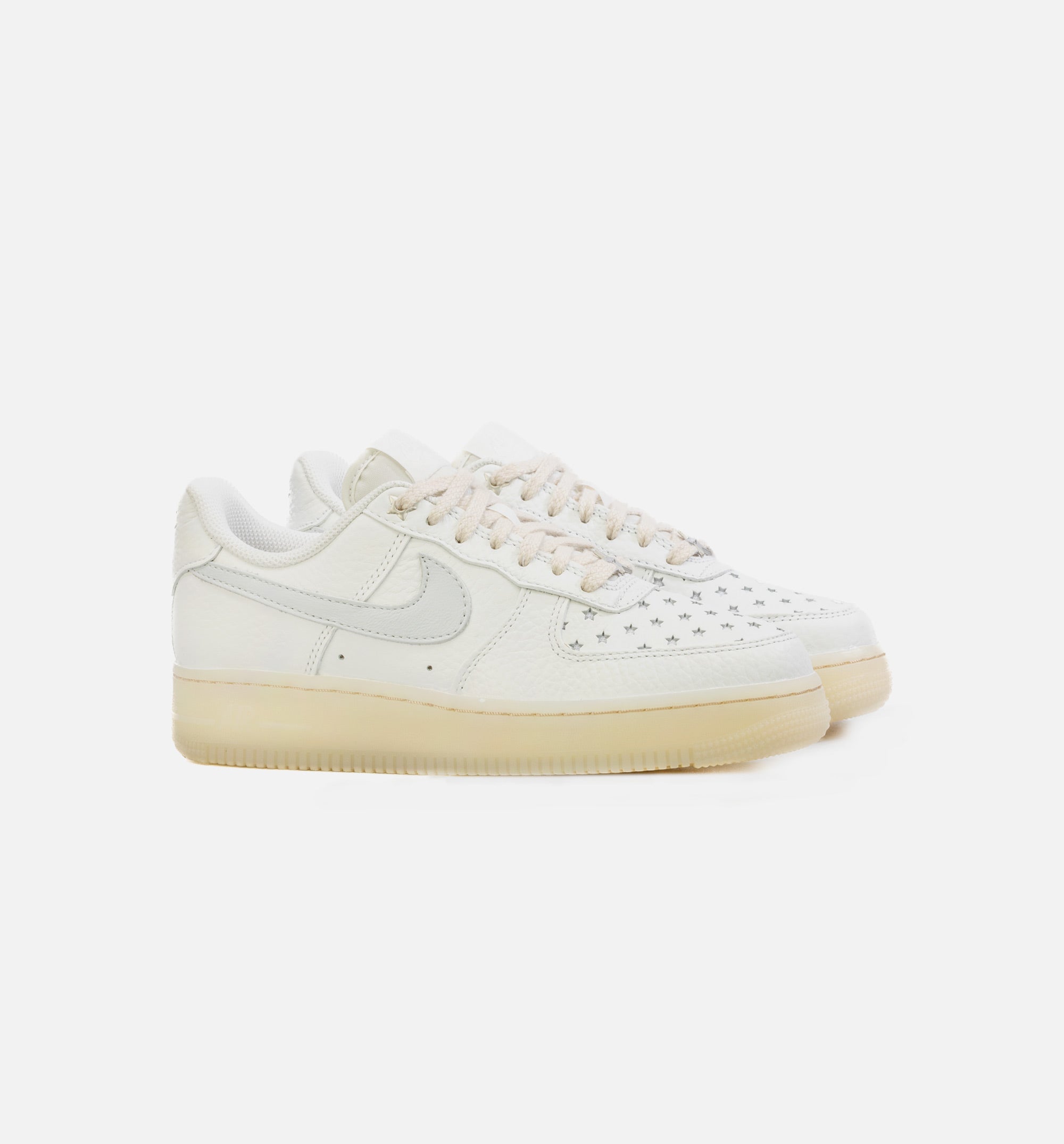AF1 Low Stars Womens Lifestyle Shoe - Summit White/Pure Platinum