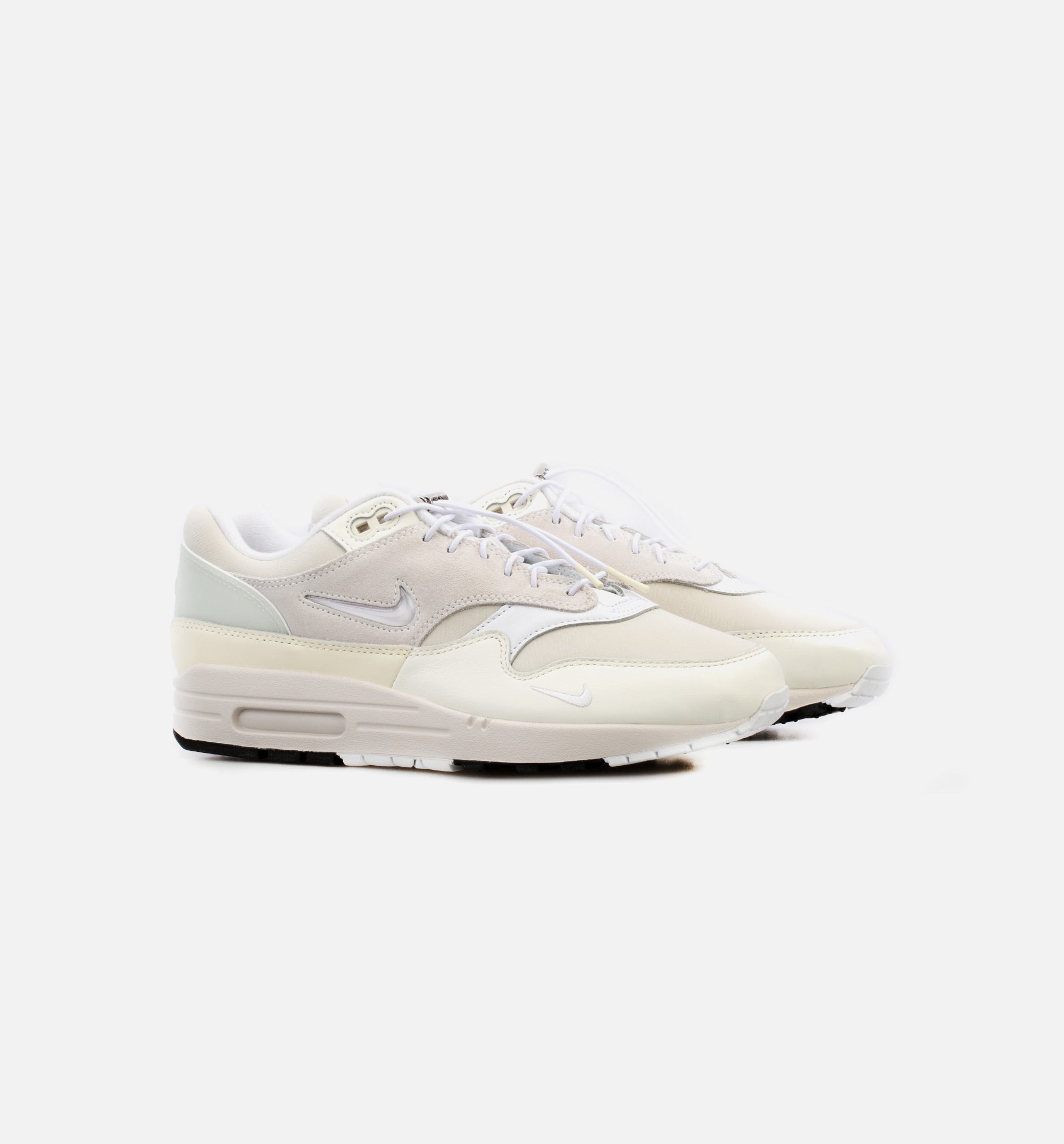 AM 1 Premium Mens Lifestyle Shoe - White/Beige