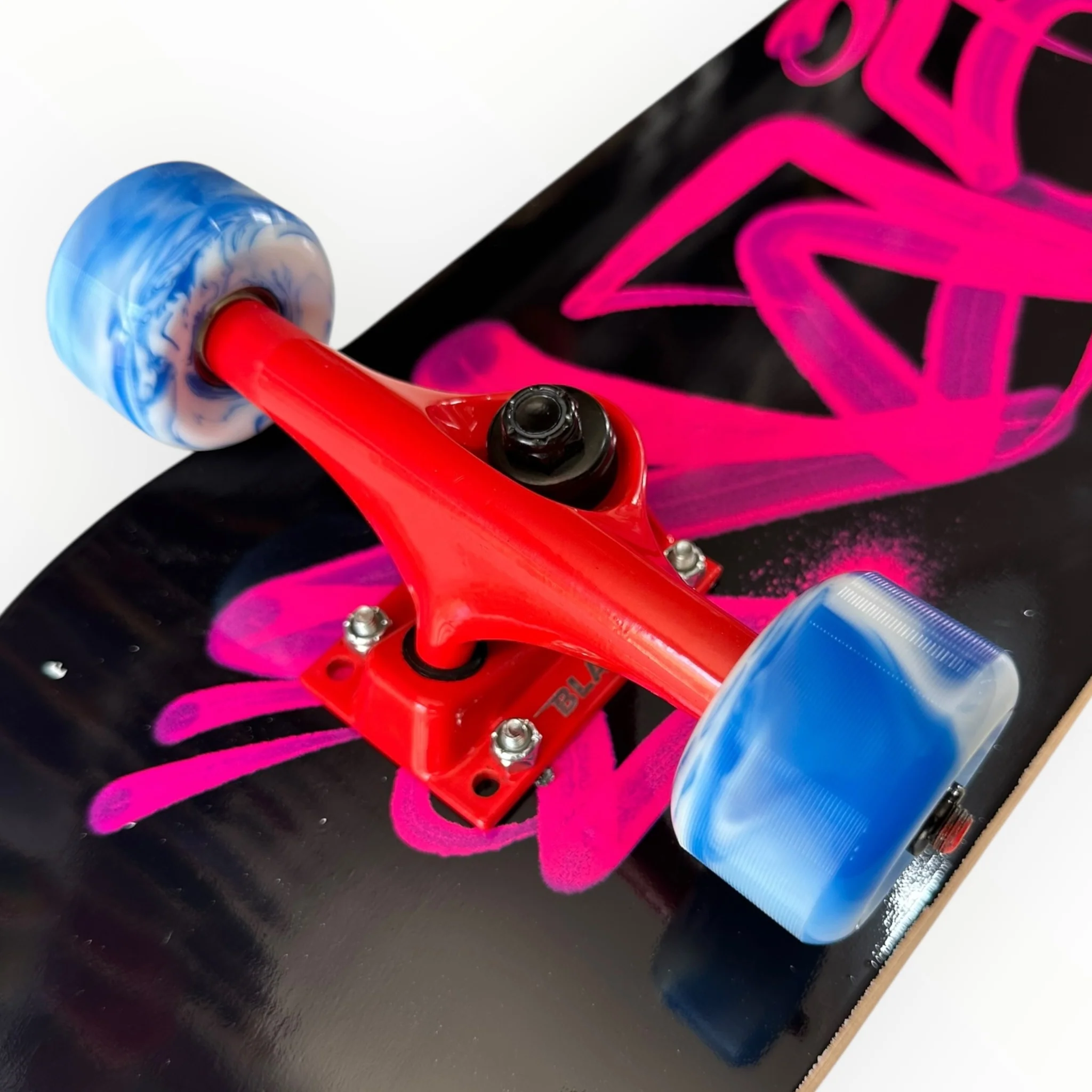 Patineta NASTY  tag 2 (llave + envio gratis) OFERTA DEL MES