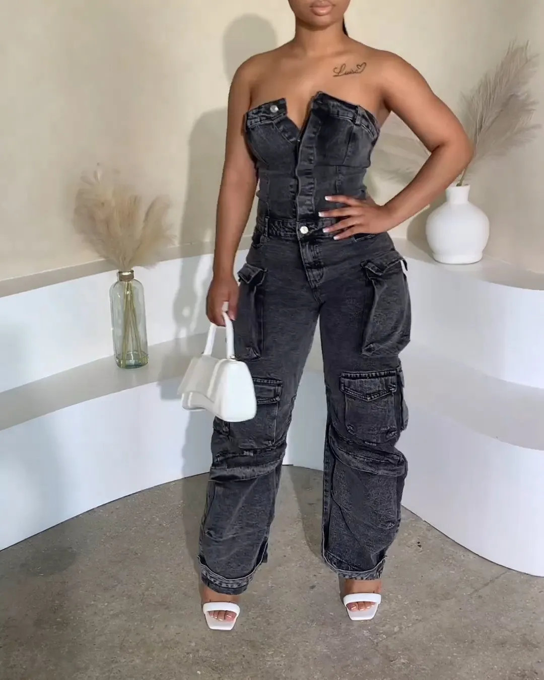 Women's Sleeveless Overalls Jumpsuit Waistband Ankle Tie Loose Cargo Jeans with Pockets (Pre-Sale)