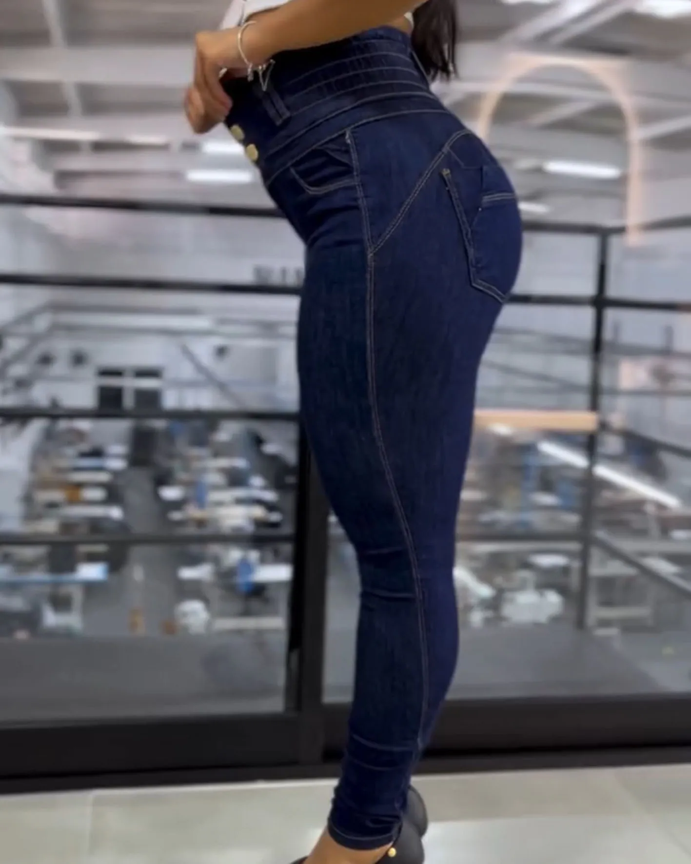 High-Waisted Stretch Jeans