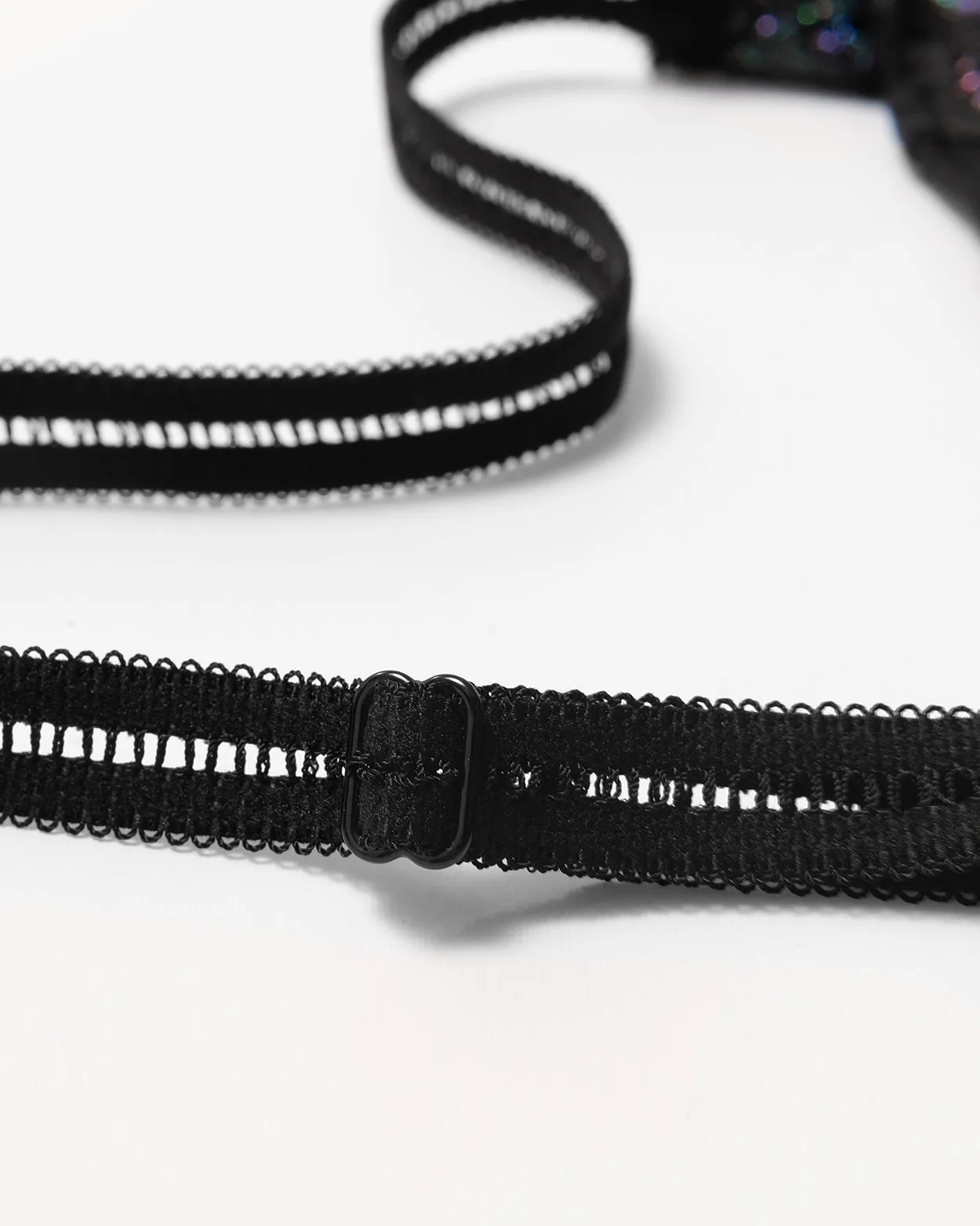 Sujetador semitransparente balconette de encaje