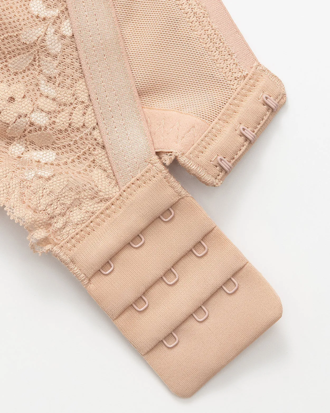 Sujetador push up de encaje con aros y cobertura total de talla grande