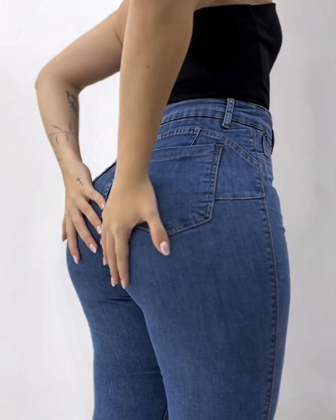 Women's Skinny Jeans With Tummy Tuck And Hip Lift (Pre-Sale)
