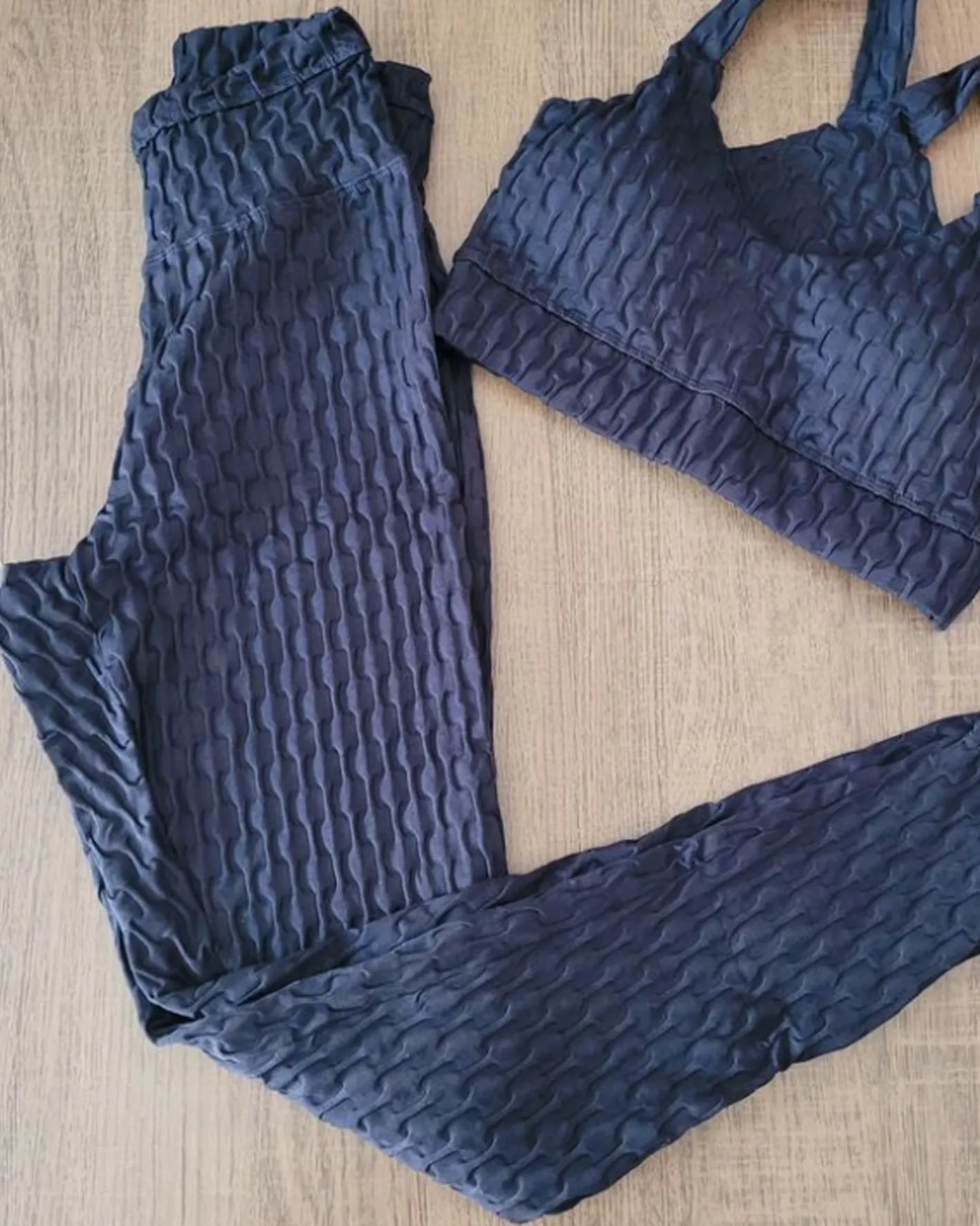 Solid Color Bubble Pleated Yoga Suit（Pre-Sale）