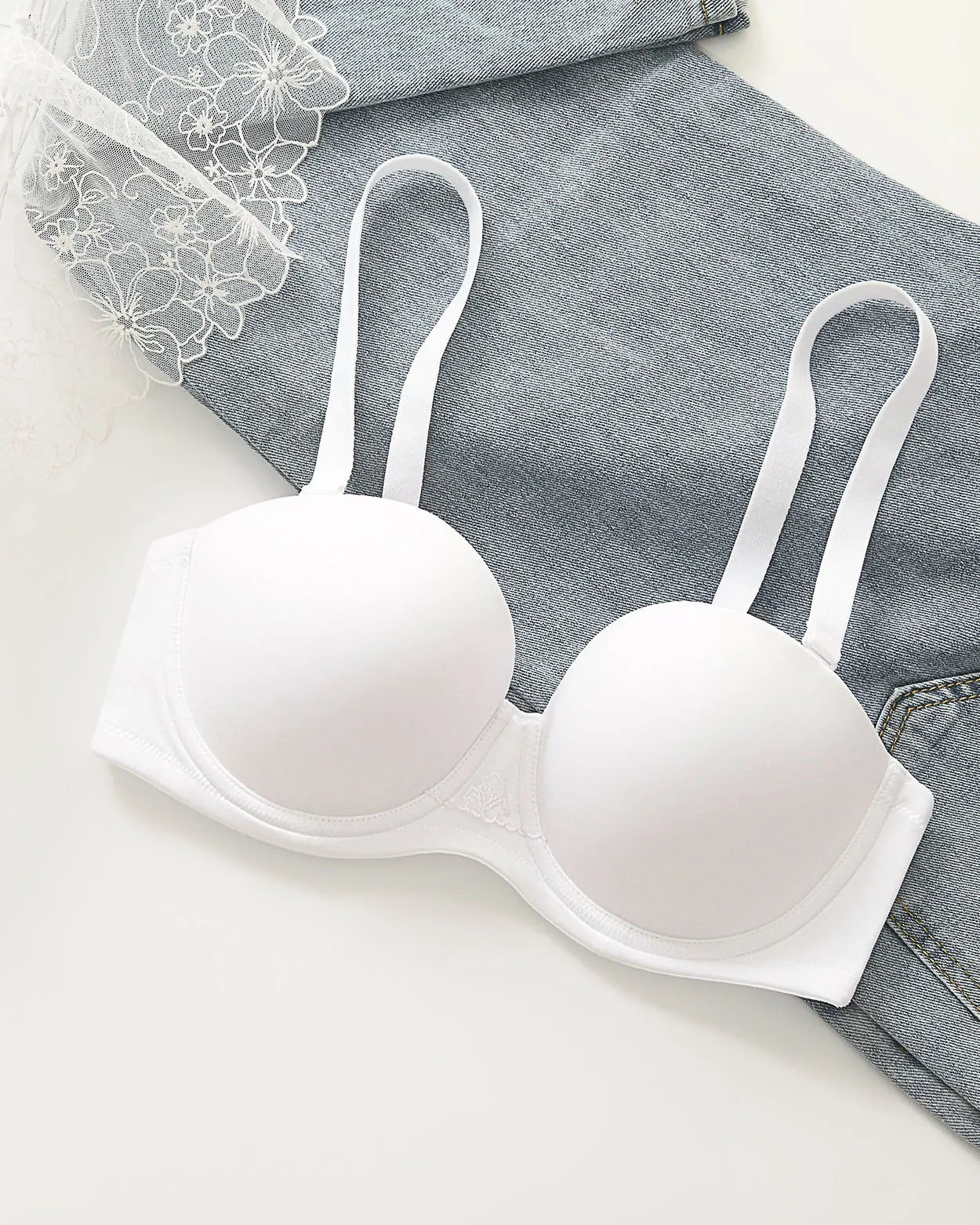 Sujetador de contorno multiposición sin tirantes con aros de figura completa