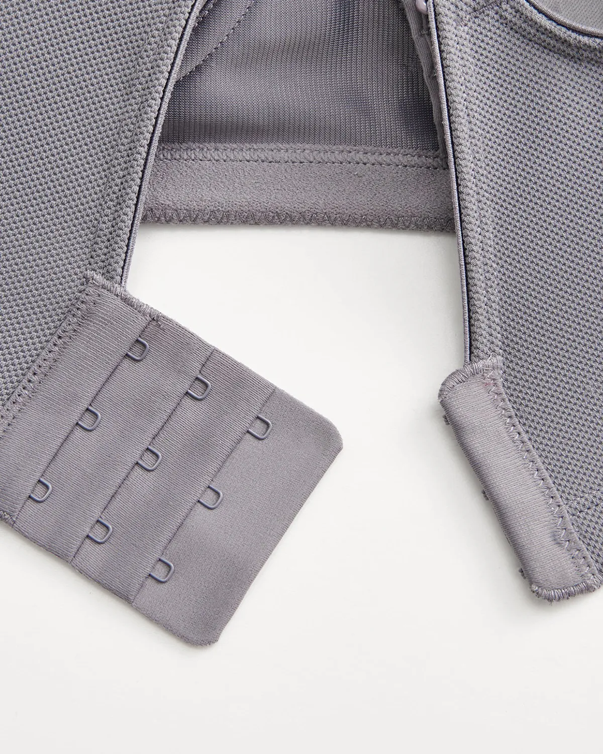 Sujetadores deportivos de entrenamiento con aros de cobertura completa, color gris