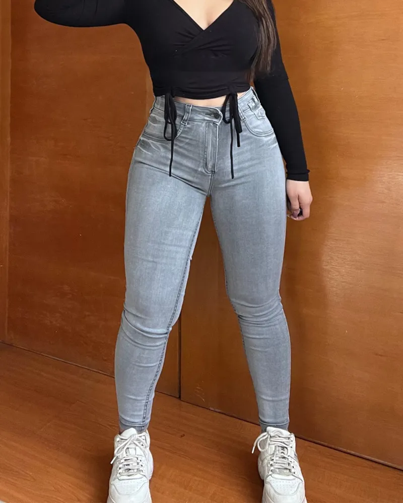 Women's High-Waisted, Hip-Lifting Skinny Jeans (Pre-Sale)