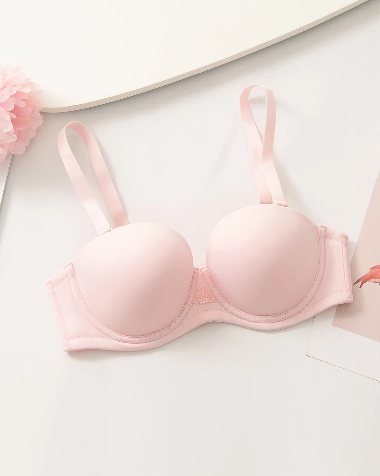 Sujetador sin tirantes Copa moldeada multiposición con aros