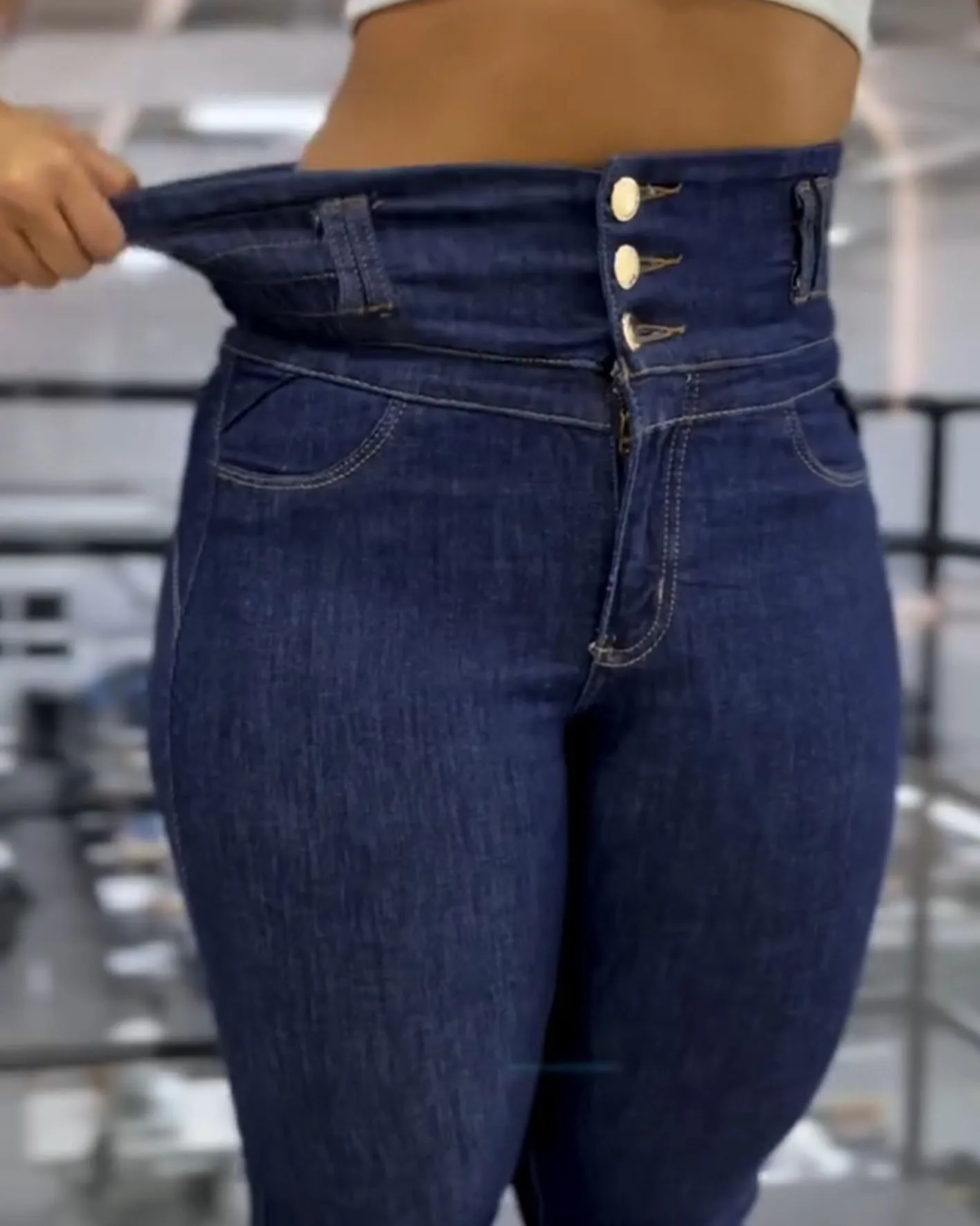 High-Waisted Stretch Jeans