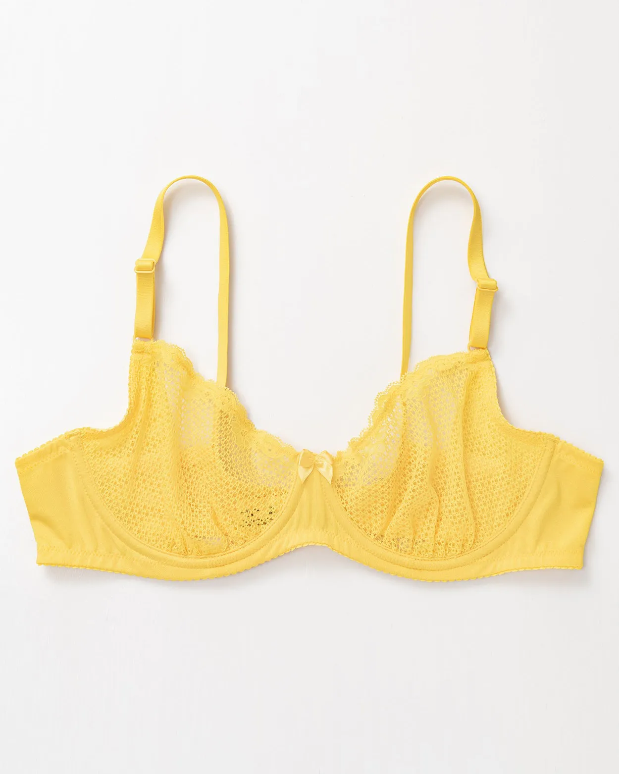 Sujetador semitransparente con aros y encaje de 1/2 taza