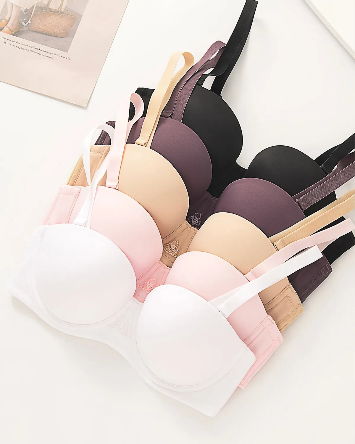 Sujetador de contorno multiposición sin tirantes con aros de figura completa, negro