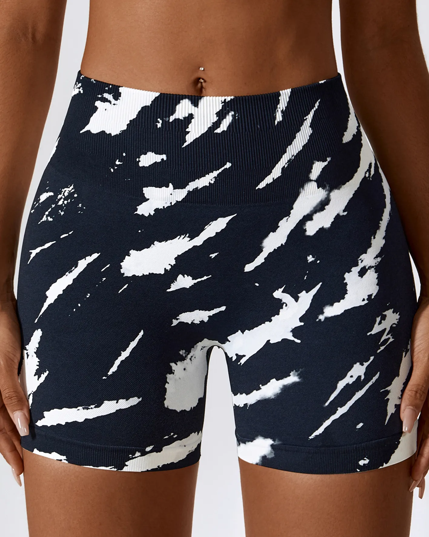 Printed Workout Shorts With Hip Lift And High Waist
