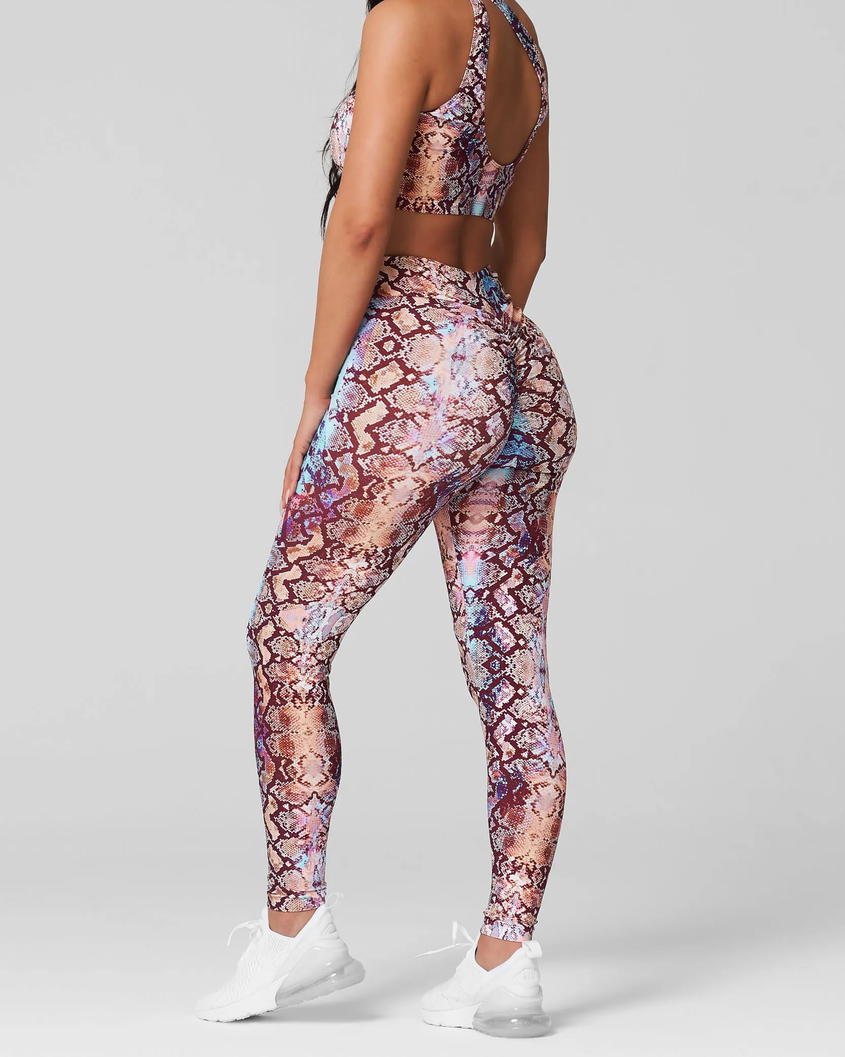 Cobra High Waist Scrunch Legging