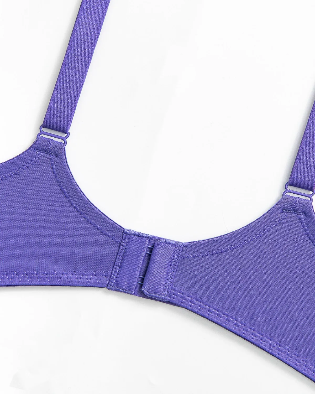 Sujetador de copa completa de malla con bordado floral