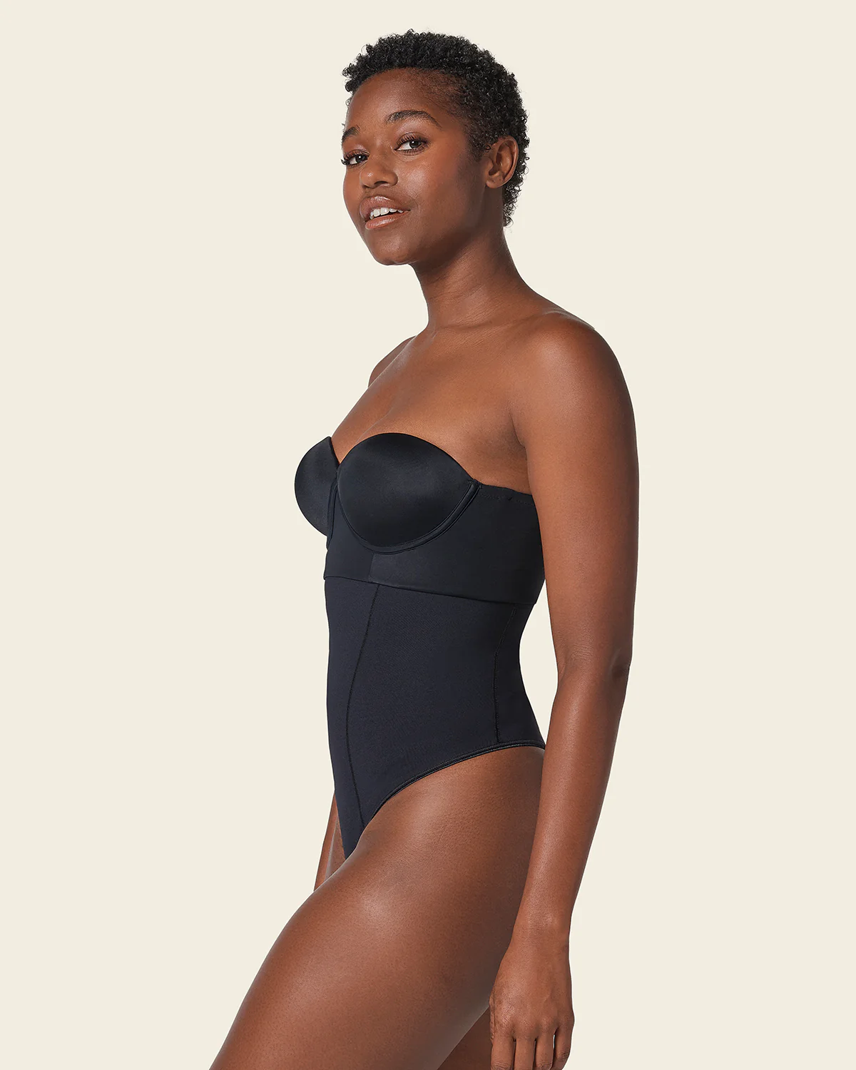 Panty faja de control estilo brasilera y efecto cintura reloj de arena