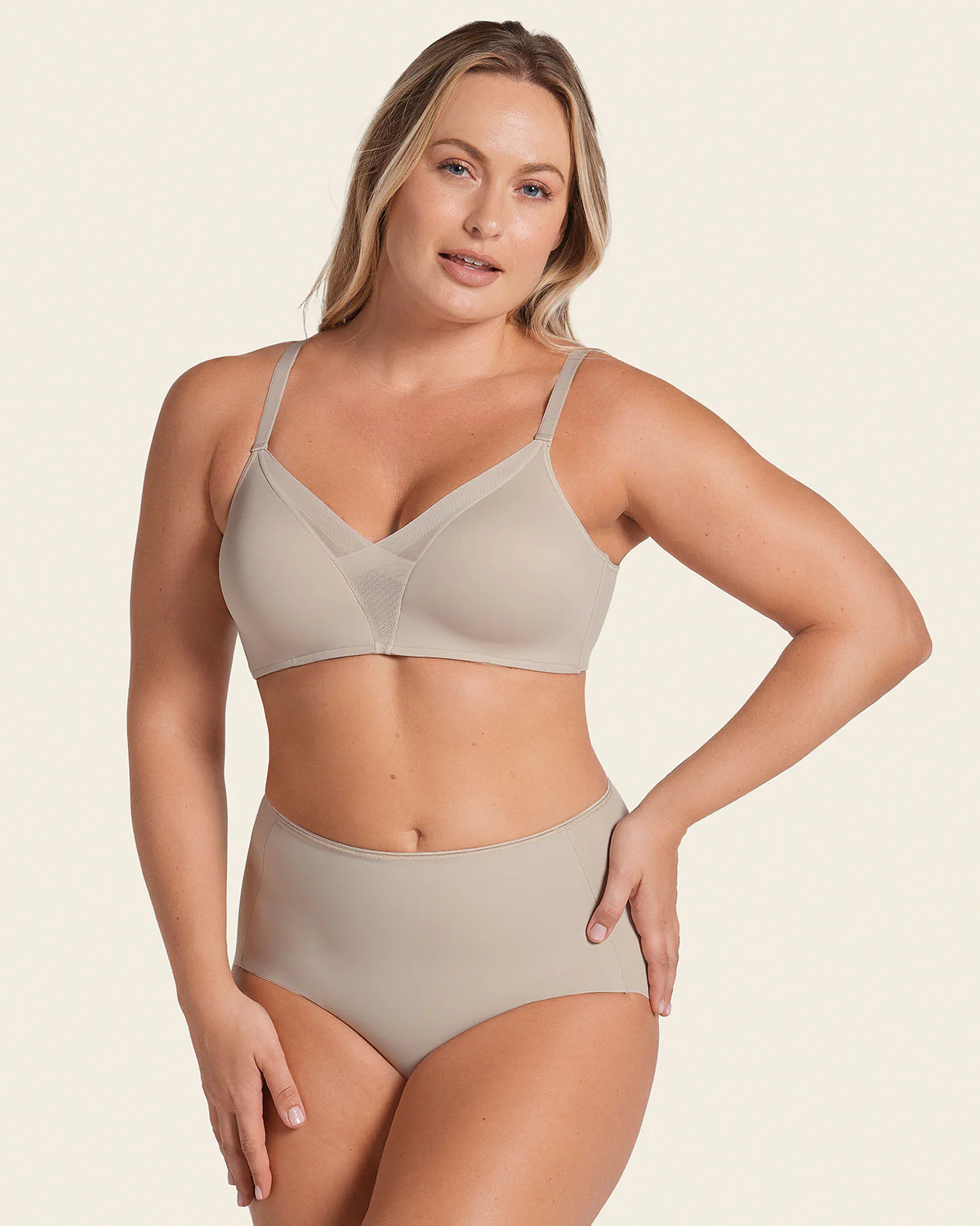 Panty clásico efecto invisible de control fuerte en abdomen