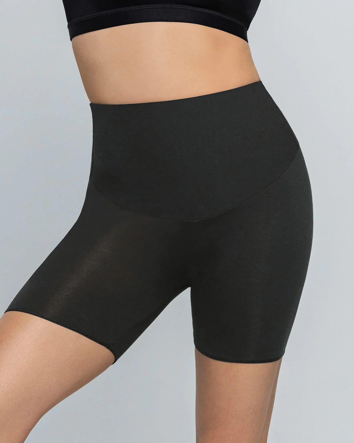 Short de control moderado en algodón