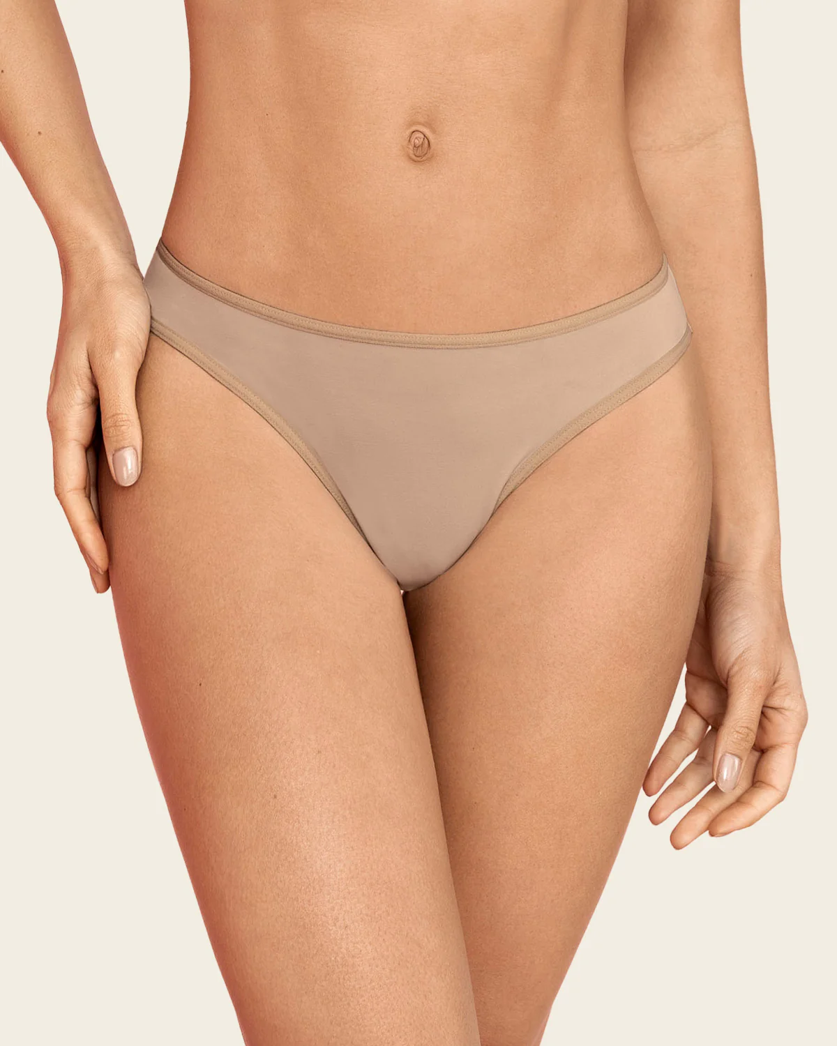 Panty estilo brasilera semidescaderado