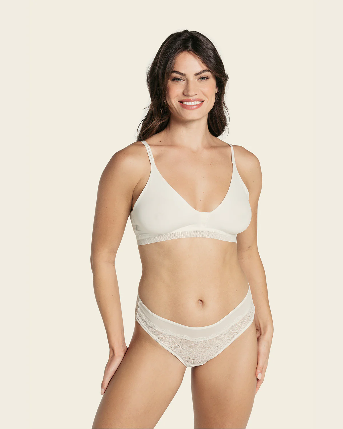 Panty cachetero semidescaderado en Smartlace y tul con refuerzo en algodón