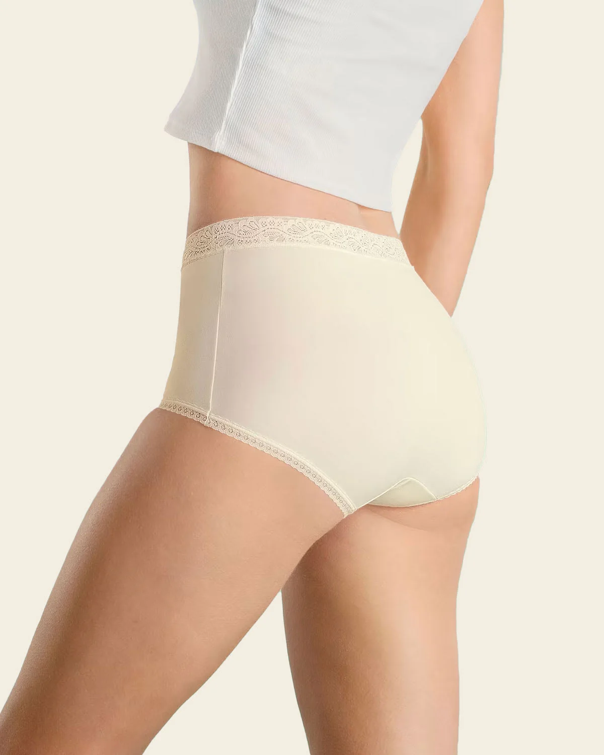 Paquete x 3 panties clásicos con toques de encaje