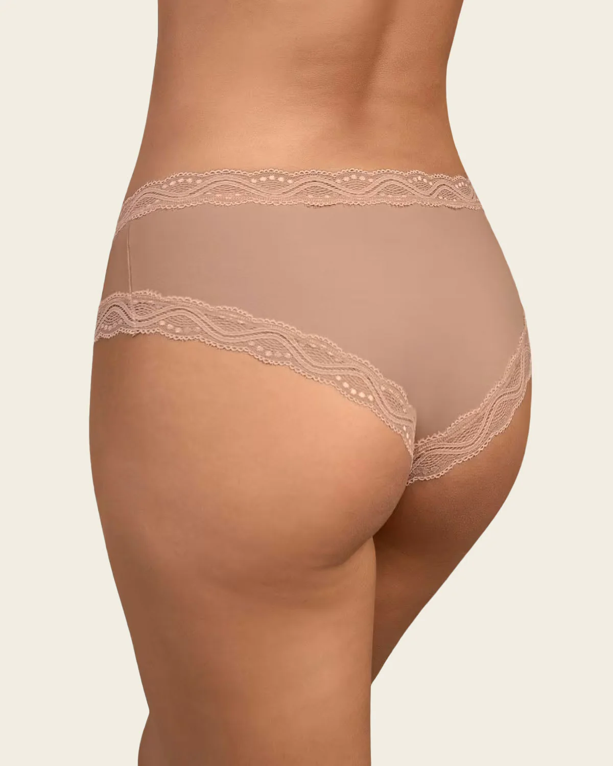 Panty hípster tiro medio en tela lisa y encaje