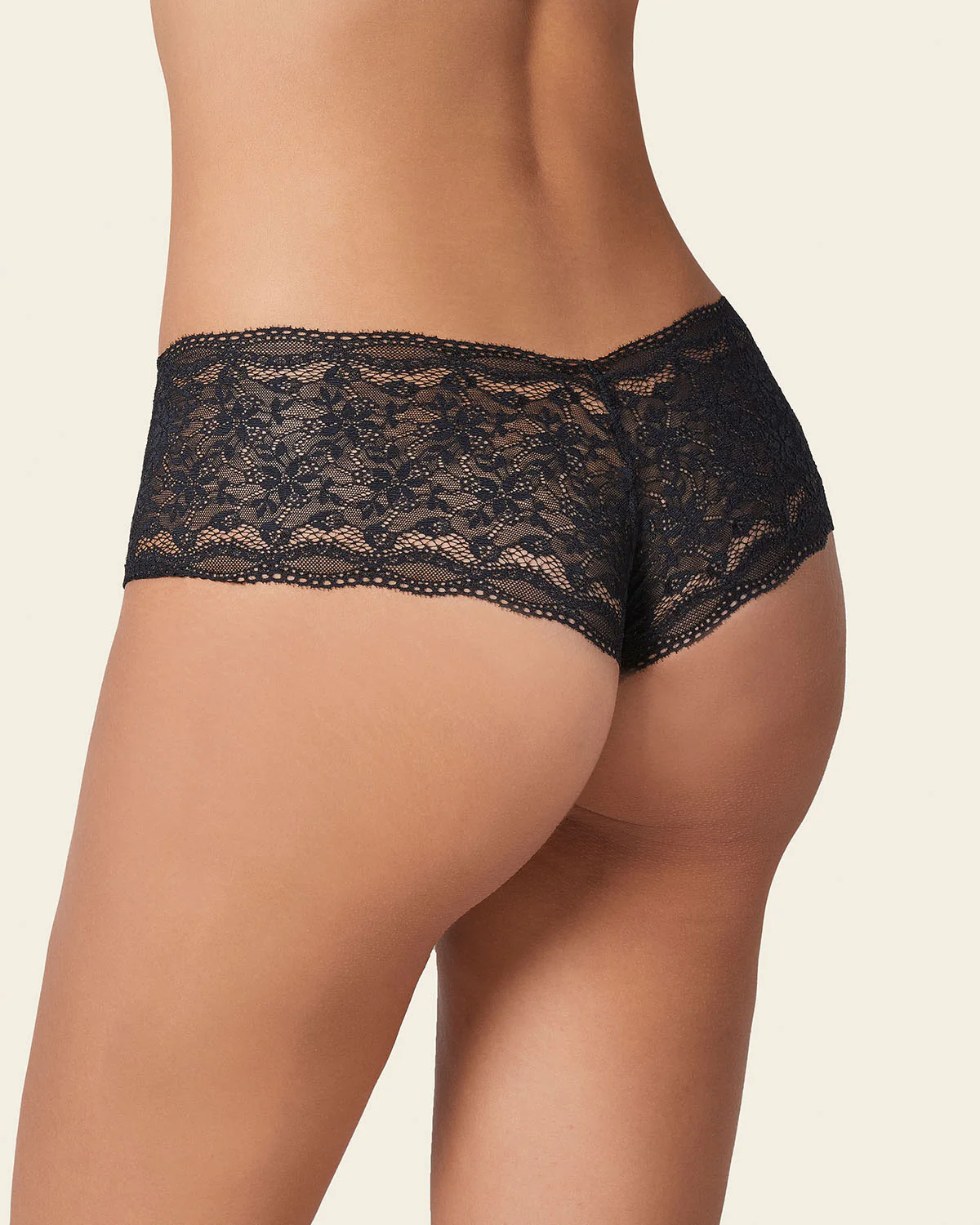 Panty estilo hipster en encaje sexy con refuerzo en algodón