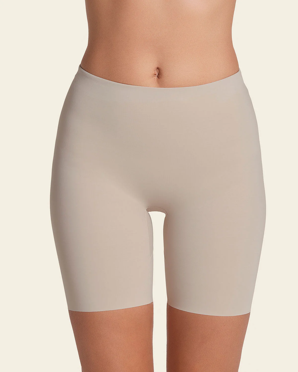Panty short invisible de control de abdomen efecto levanta glúteos