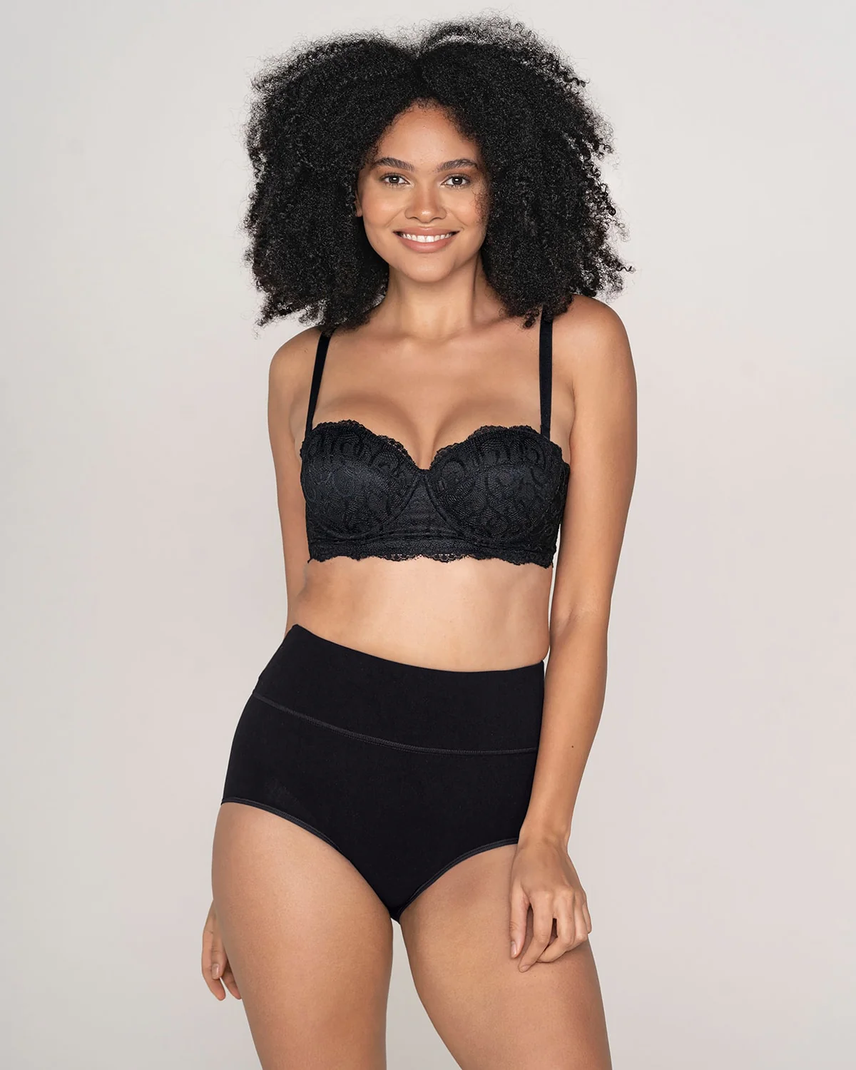 Panty faja de control moderado tiro alto en SkinFuse